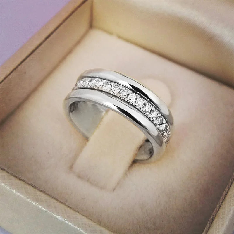 Huitan Eternal Spark Wedding Ring